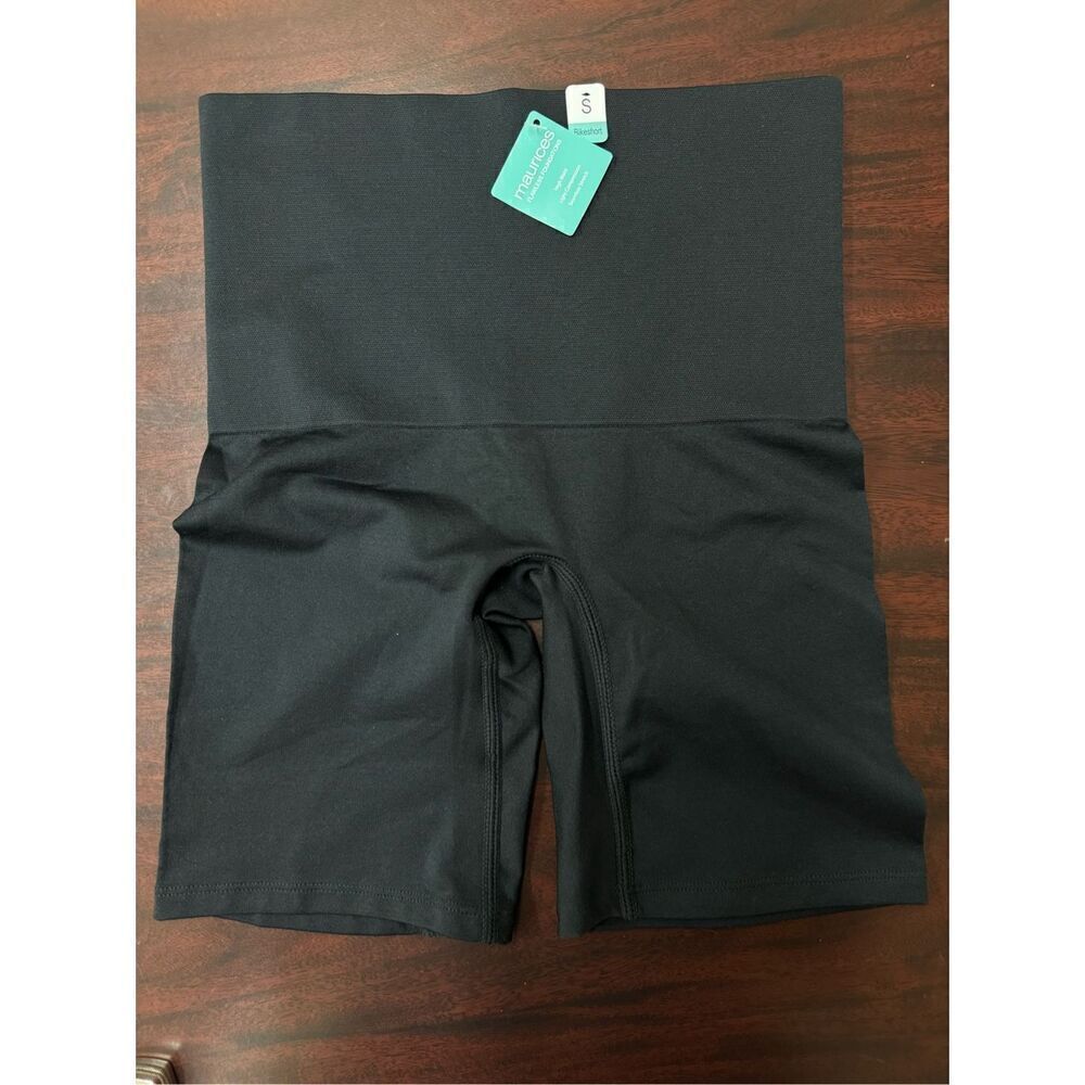 NWT Maurice’s Black Bikeshort Size Small
